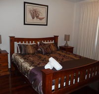 City Getaway 3 Bedroom Adelaide's East End - Northern Rivers Accommodation