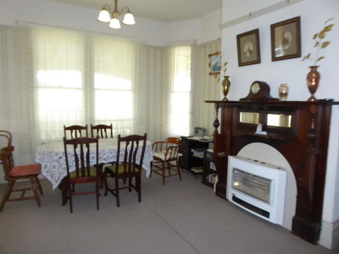 Claremont Farmhouse - Northern Rivers Accommodation 2