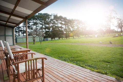 Clarendon Chalets - Northern Rivers Accommodation 2
