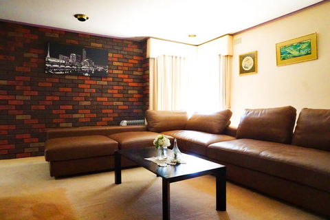 Classic Double Brick Garden House - Northern Rivers Accommodation 3