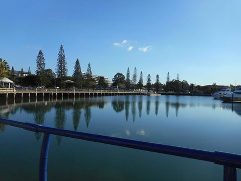 Cleveland Holiday Home - Northern Rivers Accommodation 0