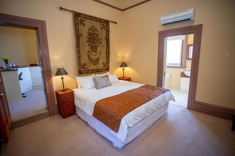 Clocktower Suites - Northern Rivers Accommodation 1