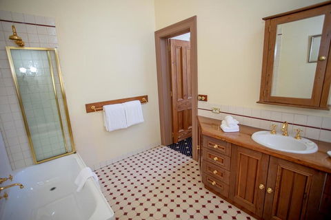 Clocktower Suites - Northern Rivers Accommodation 2