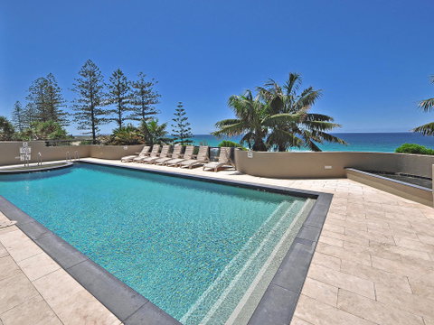 Clubb Coolum Beach Resort - Northern Rivers Accommodation 1