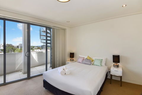 Coast Luxury Apartment 32 - Northern Rivers Accommodation 0