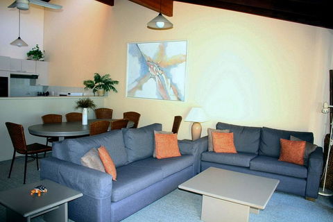 Coastal Retreat Unit 3 - Northern Rivers Accommodation 1