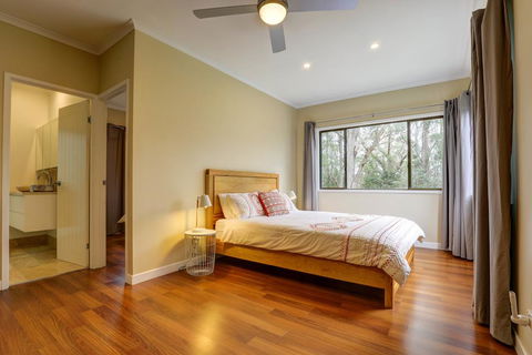 Cockatoo Hideaway - Northern Rivers Accommodation 2