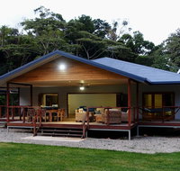 Coconut Beach House - Northern Rivers Accommodation