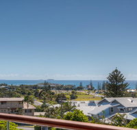 Coffs Jetty Beach House - Northern Rivers Accommodation