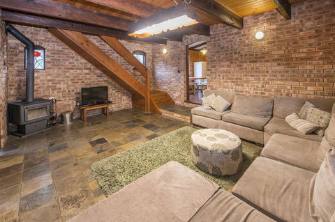 Coleys Beach House Yallingup - Northern Rivers Accommodation 3