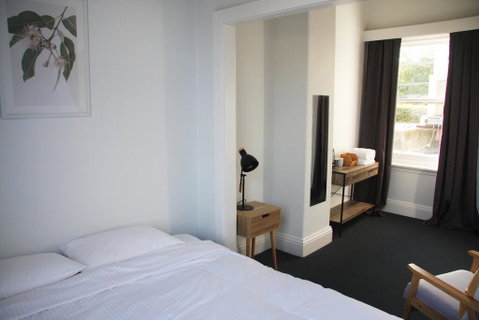 College Lawn Hotel - Northern Rivers Accommodation 2