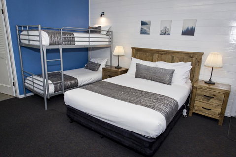 Colonial Motel & Apartments - Northern Rivers Accommodation 3
