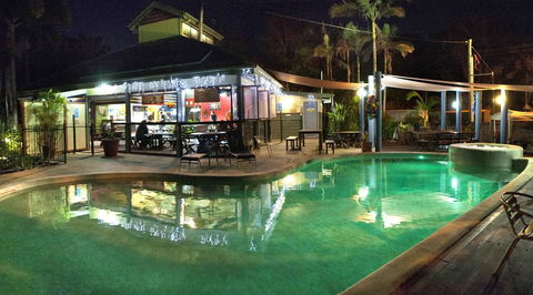 Colonial Village Cabins, Camping & Tours - Hervey Bay YHA - Northern Rivers Accommodation 0