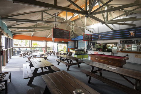 Colonial Village Cabins, Camping & Tours - Hervey Bay YHA - Northern Rivers Accommodation 3