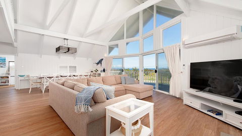 Combined Kingsley Beach House - Northern Rivers Accommodation 3