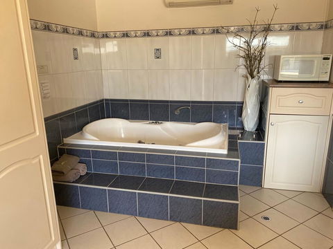 Comfort Inn & Suites Augusta Westside - Northern Rivers Accommodation 2