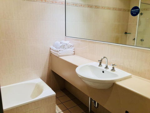 Comfort Inn Bushman's - Northern Rivers Accommodation 1
