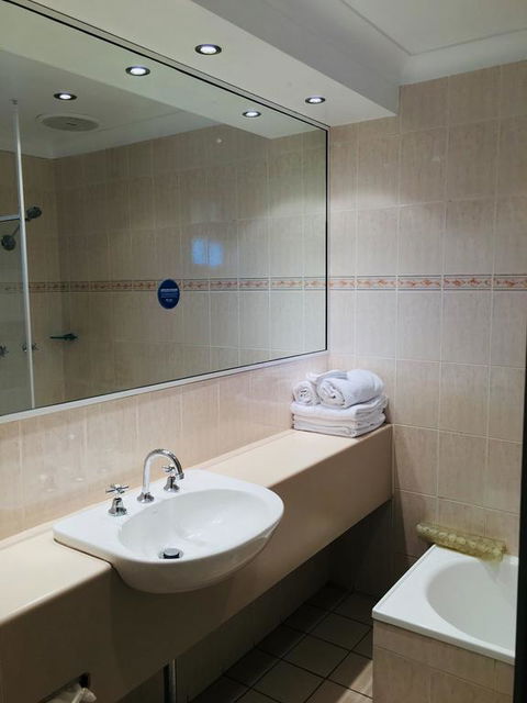 Comfort Inn Bushman's - Northern Rivers Accommodation 3