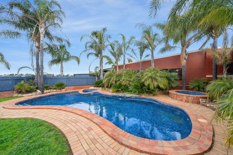 Comfort Inn Peppermill - Northern Rivers Accommodation 3
