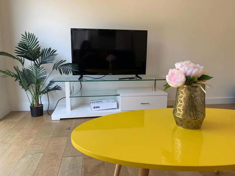 Comfortable Bedroom In Bentleigh East - Northern Rivers Accommodation 1