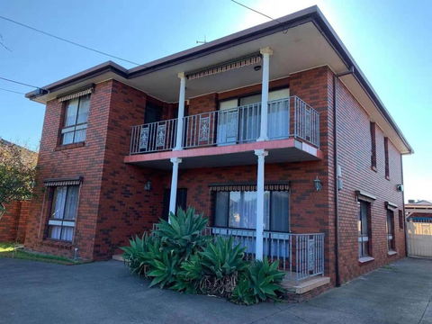Comfortable Bedroom In Bentleigh East - Northern Rivers Accommodation 0