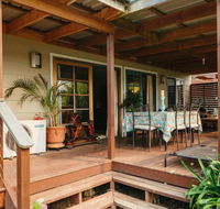 Comfortable Outdoor Entertaining Lake Walks - Northern Rivers Accommodation