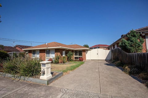 Comfy Beautiful 3Beds House In Epping - Northern Rivers Accommodation 3