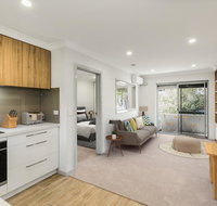 cool quiet modern secure walking distance to Perth and landmarks - Northern Rivers Accommodation