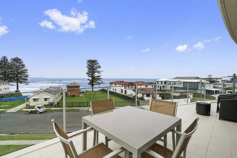 Coolwaters, Penthouse - Northern Rivers Accommodation 3