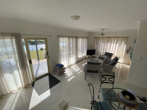 Coorong Getaways - Northern Rivers Accommodation 3