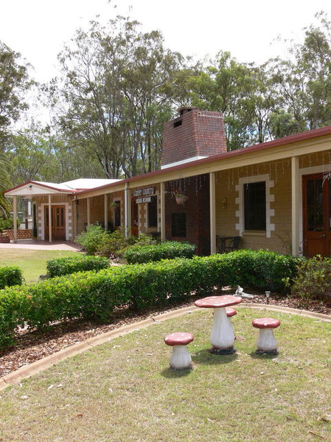 Copper Country Motor Inn & Restaurant - Northern Rivers Accommodation 3