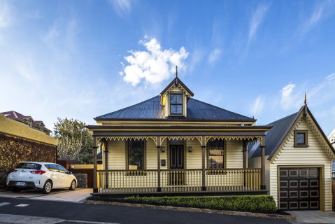 Corinda Contemporary - Northern Rivers Accommodation 0
