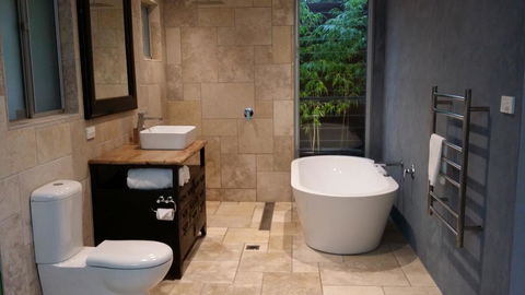 Corymbia Batemans Bay - Northern Rivers Accommodation 3