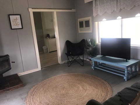 Cosy Country Cottage With AirCon - Northern Rivers Accommodation 0