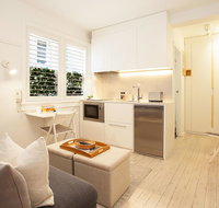 Cosy Flat in Art Deco Building Minutes From City - Northern Rivers Accommodation