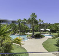 COTTON BEACH ON THE POOL 66