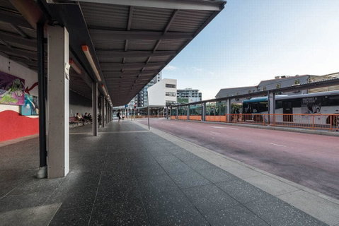 Cozy 3BR Sleep8 Apt 1min WalkTo Train Bus Shopping - Northern Rivers Accommodation 2