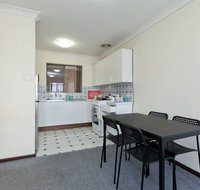 Cozy South Perth Unit next to Perth Zoo - Northern Rivers Accommodation