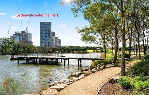 Cozy Spacious Home In Sydney Olympic Park - Northern Rivers Accommodation 0