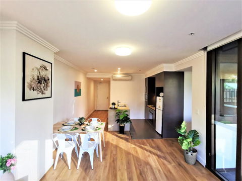 Cozy Spacious Home In Sydney Olympic Park - Northern Rivers Accommodation 3