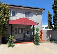 Crest Motor Inn - Northern Rivers Accommodation