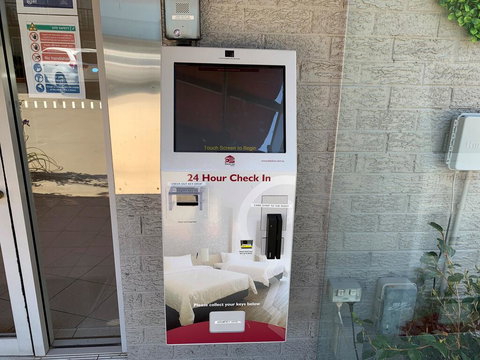 Crest Motor Inn - Northern Rivers Accommodation 1