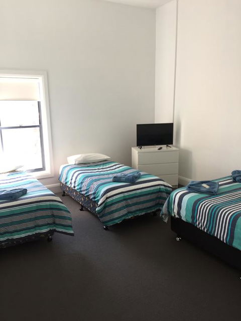Crown Inn Hotel - Northern Rivers Accommodation 1
