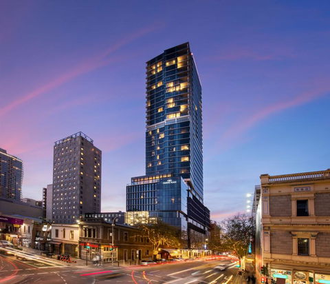 Crowne Plaza Adelaide - Northern Rivers Accommodation 3