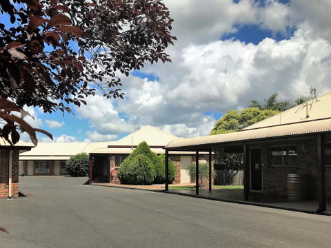 Crows Nest Motel - Northern Rivers Accommodation 0