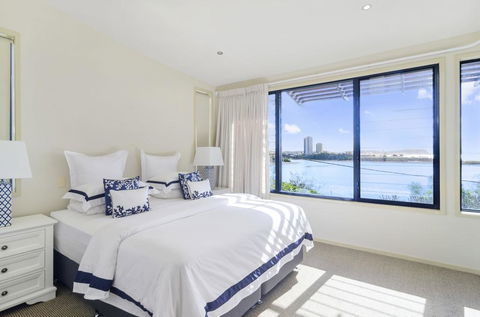 Currumbin Beachside Holiday Home - Northern Rivers Accommodation 1