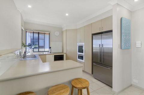 Currumbin Beachside Holiday Home - Northern Rivers Accommodation 3