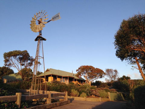 Daysy Hill Country Cottages - Northern Rivers Accommodation 0