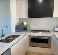 Delicate and Peaceful Bundoora Townhouse 10 - Northern Rivers Accommodation