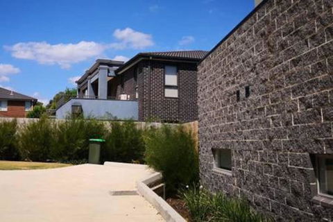 Delicate And Peaceful Bundoora Townhouse 11 - Northern Rivers Accommodation 0